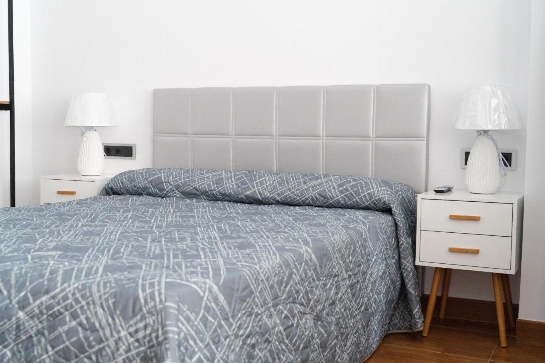 Ornis Apartments Poble Сан-Карлос-де-ла-Рапита Экстерьер фото